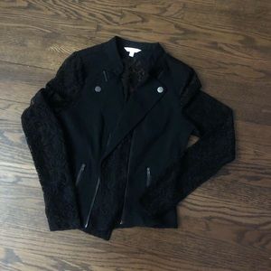 Jacket/ Top Lot SZ S